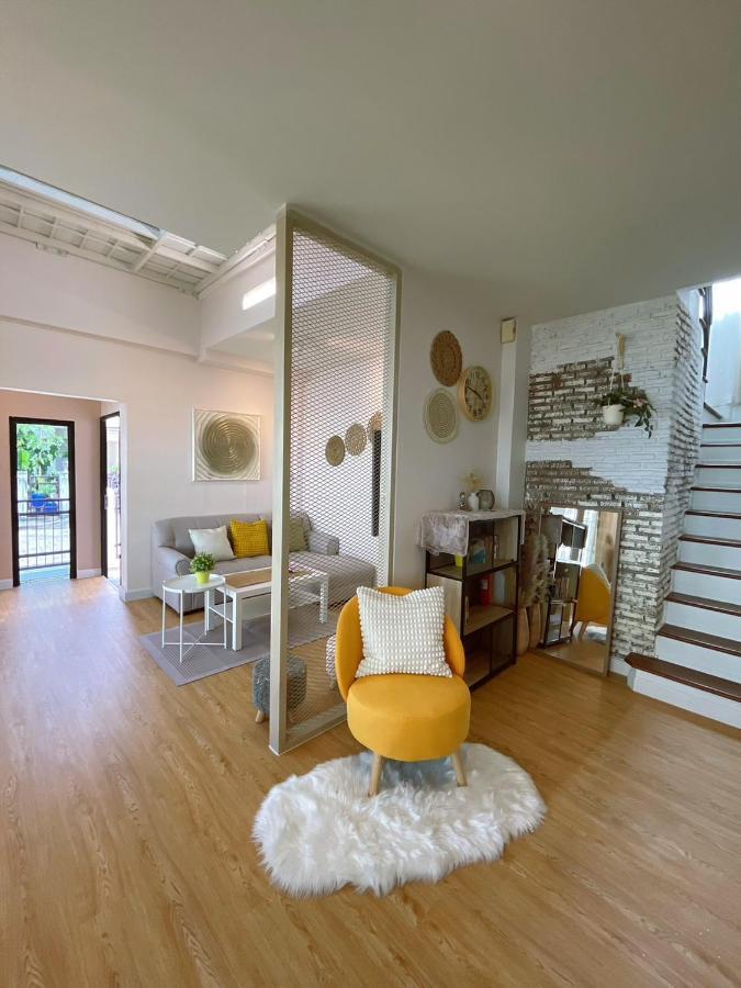 Anna Home@Lat Krabang Bangkok Bagian luar foto