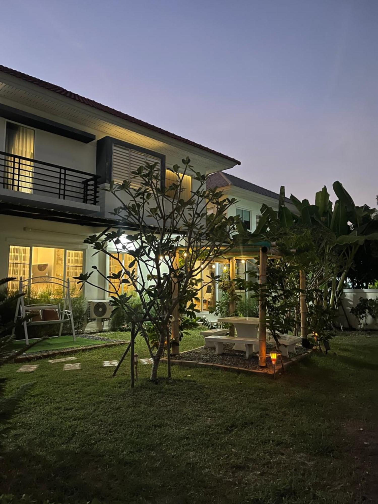 Anna Home@Lat Krabang Bangkok Bagian luar foto