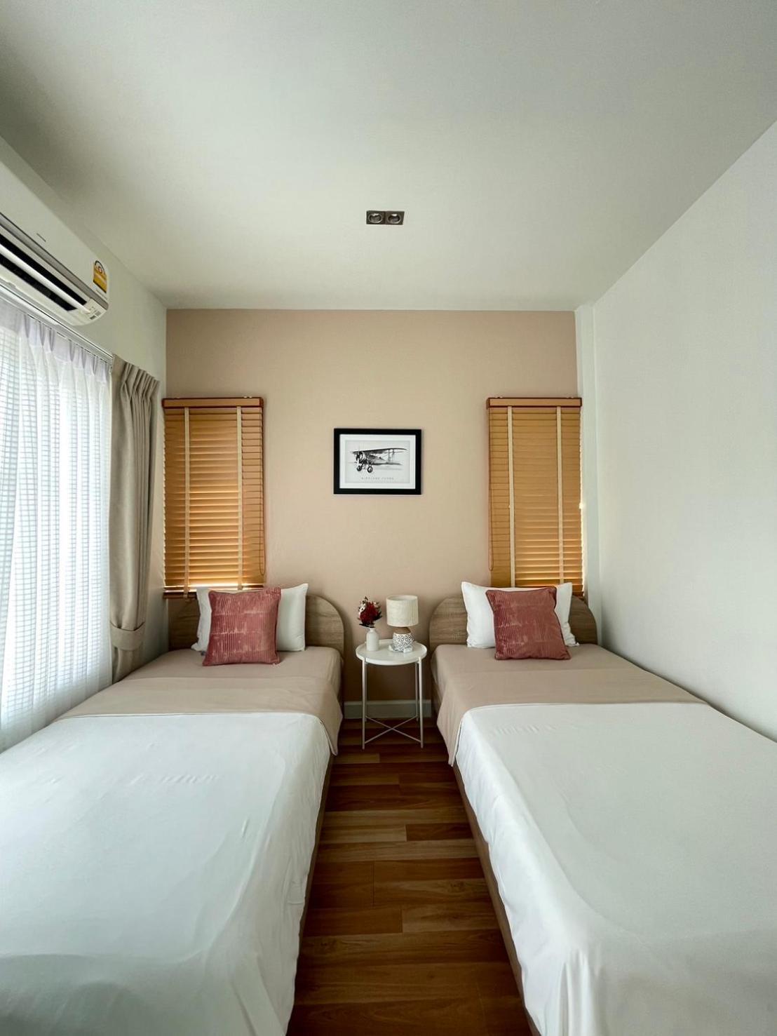 Anna Home@Lat Krabang Bangkok Bagian luar foto